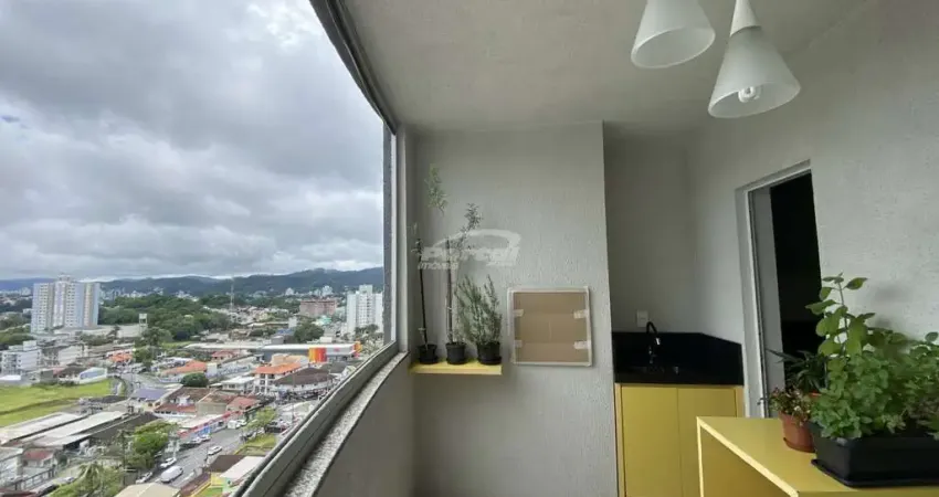 Apartamento pronto para morar, semimobiliado com 3 dormitórios sendo 1 suíte e sacada com churrasqueira, no bairro água verde em blumenau!