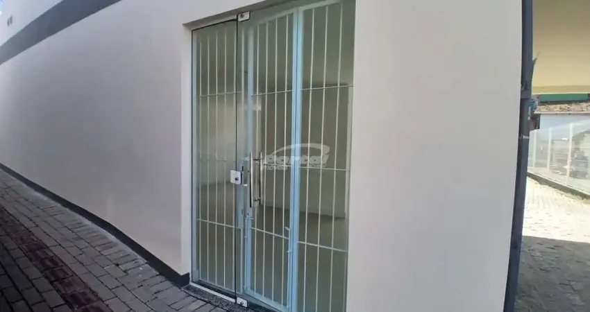 Loja térrea comercial com aproximadamente 50 m², no bairro água verde