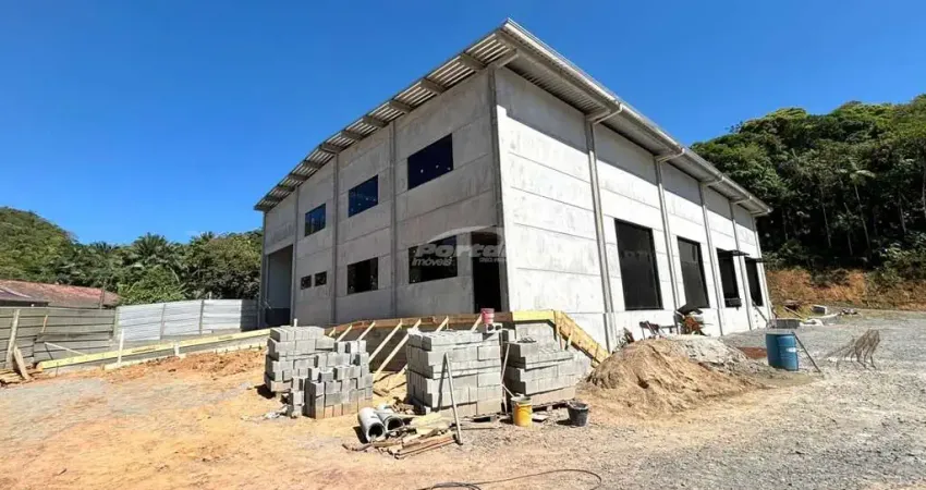 Galpão industrial para locação – 675 m² + alpendre – estrutura completa!