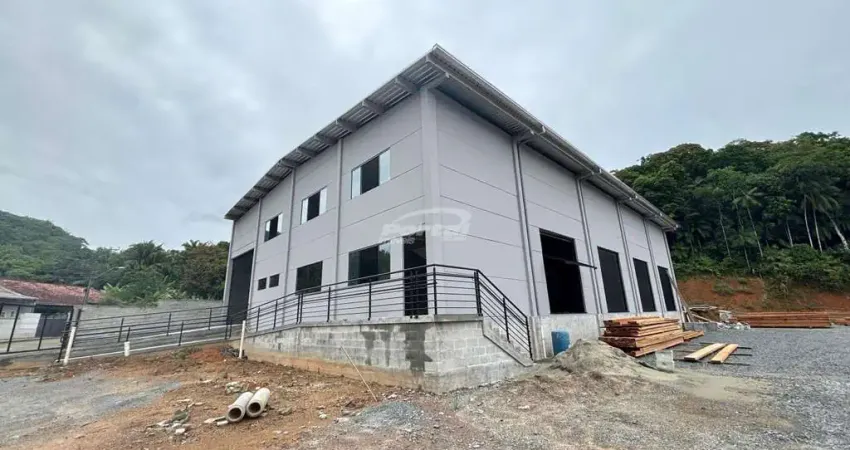 Galpão Industrial para Locação – 675 m² + alpendre – Estrutura completa!