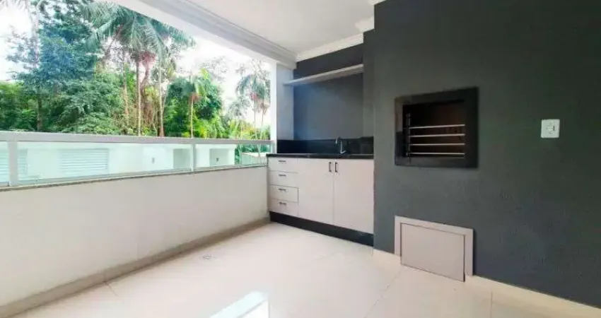 Apartamento com 03 suítes mobiliado com excelente padrão de acabamento no bairro da velha