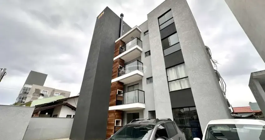 Apartamento semi mobiliado, com 3 dormitórios, sendo 1 suíte, no bairro itacolomi em balneário piçarras/sc (cód. 19969)