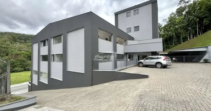 Oportunidade comercial! loja com 50m², 01 banheiro exclusivo da sala, amplo espaço de estacionamento rotativo para funcionarios e clientes.