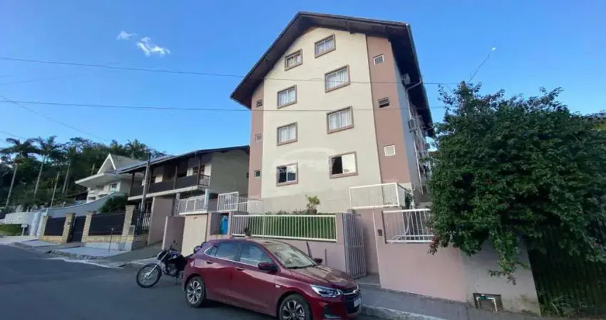 Apartamento mobiliado disponível para locação no bairro Velha – Blumenau/SC.