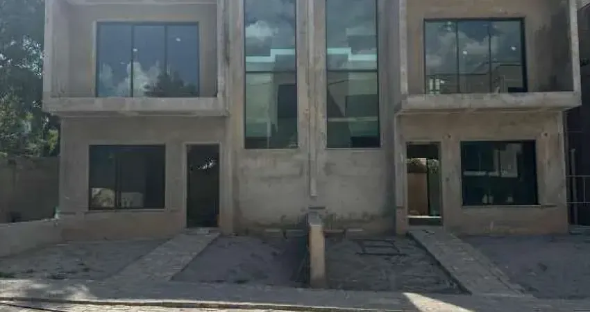 CONDOMÍNIO PARQUE FRONDOSO - Casas triplex em Cotia/SP na Granja Viana, no condomínio Parque Frondoso