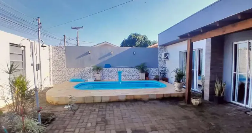 Casa com 3 quartos à venda na Avenida Assis Brasil, 631, Flórida, Guaíba