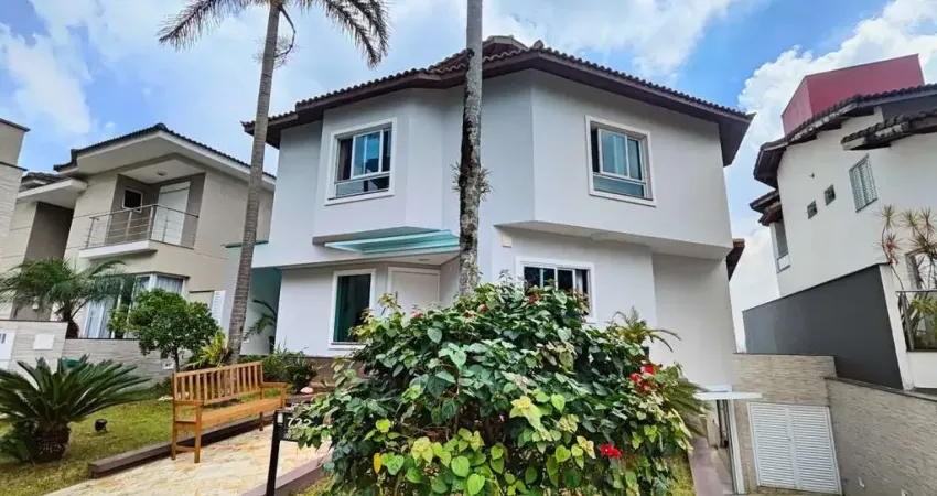 Casa em condomínio fechado com 4 quartos à venda na Avenida Omar Daibert, 01, Parque Terra Nova II, São Bernardo do Campo