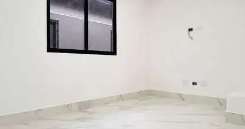 Casa de Condomínio com 2 dorms, Maracanã, Praia Grande - R$ 330 mil, Cod: 3101