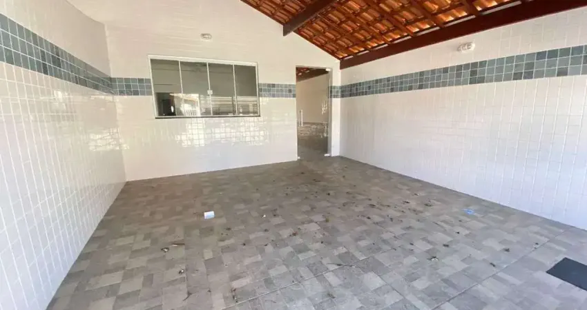 Casa c/ Piscina, Caiçara, Praia Grande - R$ 700 mil, Cod: 3618