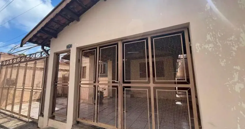 Casa com 3 quartos para venda no bairro vila industrial em piracicaba.