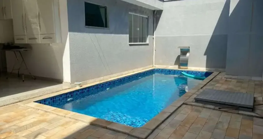 Casa com 3 quartos à venda na Avenida Armando Cesare Dedine, 1112, Vila Rezende, Piracicaba