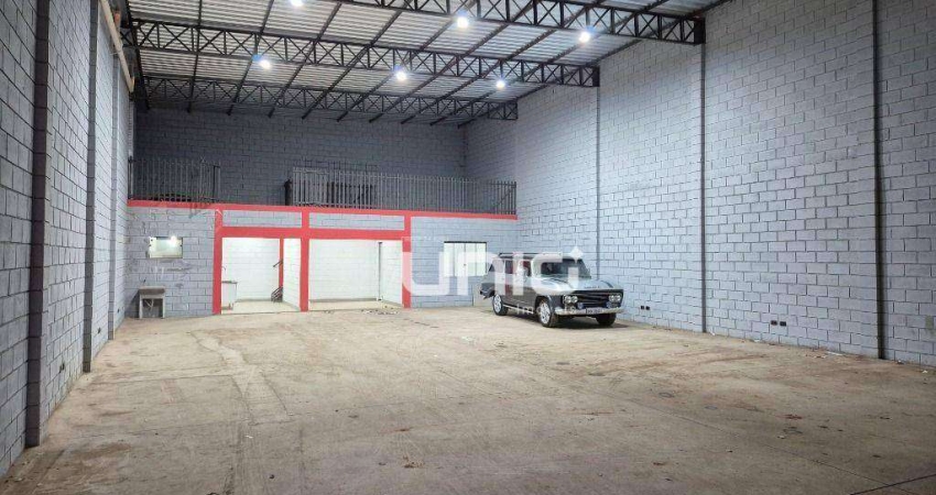 Barracão para alugar, 300 m² por R$ 6.280/mês - São Vicente - Piracicaba/SP