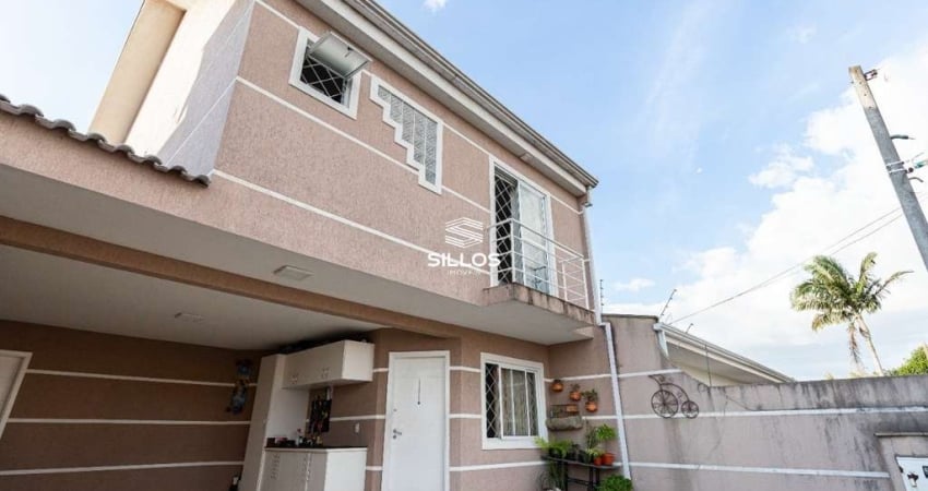 Sobrado à venda com 3 quartos no Lindóia em Curitiba