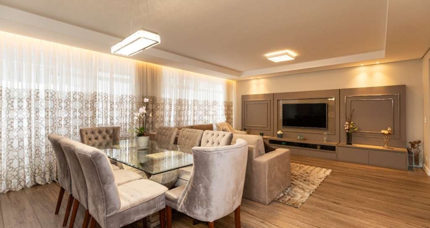 Apartamento a venda com 3 quartos no Alto da XV em Curitiba.