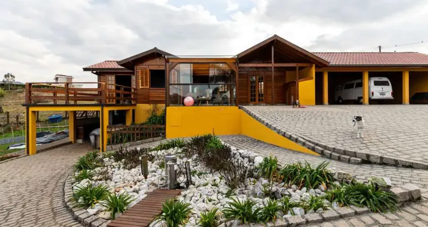 Casa à venda com 200m² em Condomínio Fechado em Quatro Barras/PR