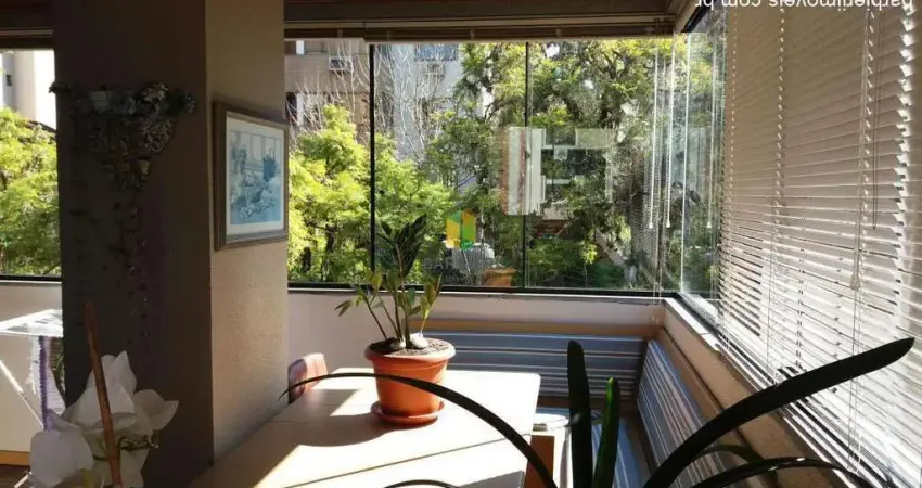 Apartamento com 3 quartos à venda na Rua Honório Silveira Dias, 872, São João, Porto Alegre