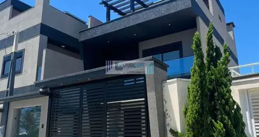 BELEZA, REQUINTE E EXCLUSIVIDADE DE FRENTE PARA O MAR! SOBRADO TRIPLEX/3 QUARTOS