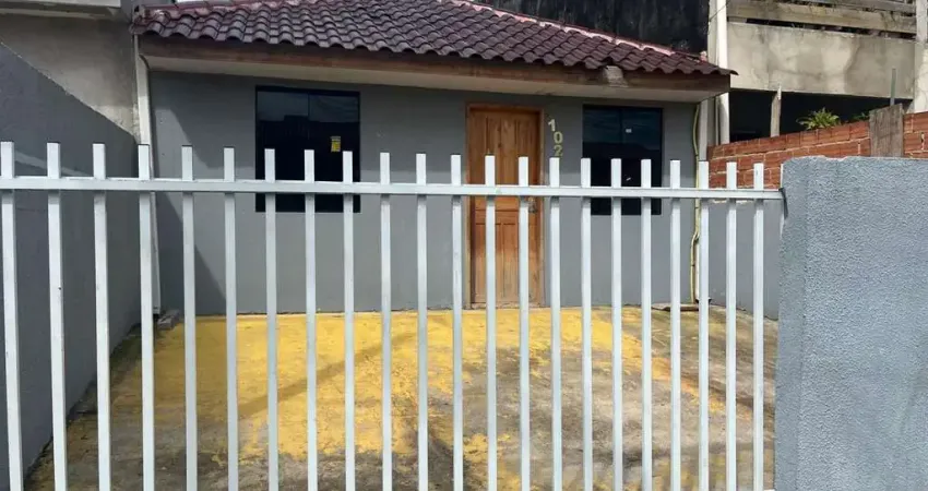 Casa com 2 quartos à venda na Rua Teodósia Lukalski, 102, Costeira, Araucária