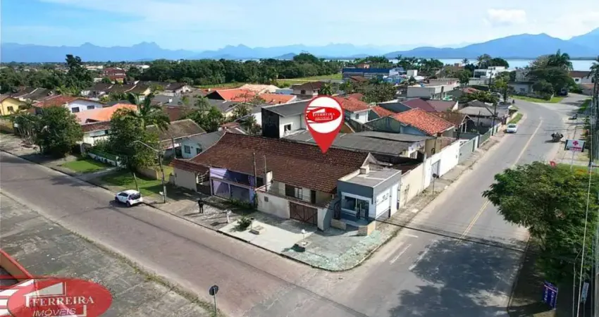 Casa com 2 quartos à venda na Rua Ivaí, 1420, Piçarras, Guaratuba