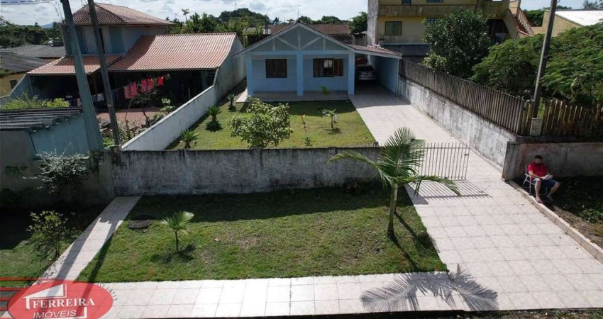 Casa com 2 quartos à venda na Avenida Foz do Iguaçu, 860, Coroados, Guaratuba