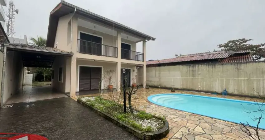 Casa com 4 quartos para alugar na Rua Jacarezinho, 209, Brejatuba, Guaratuba