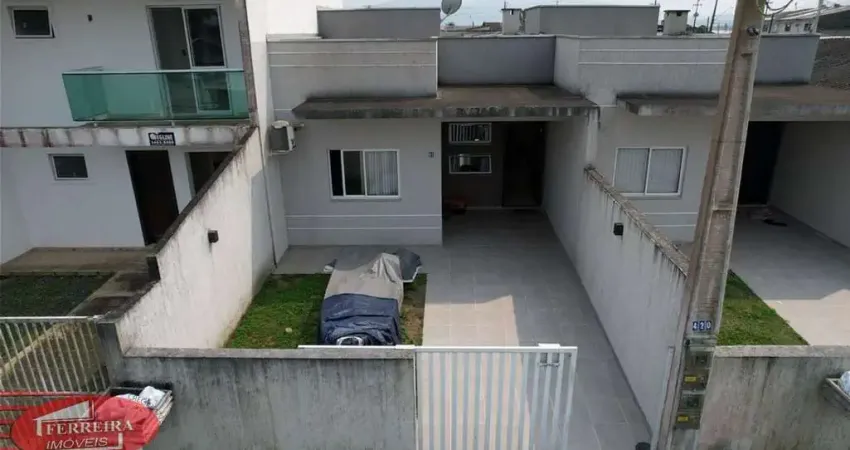 Casa com 3 quartos à venda na Avenida Prefeito Miguel Jamur, 420, Piçarras, Guaratuba