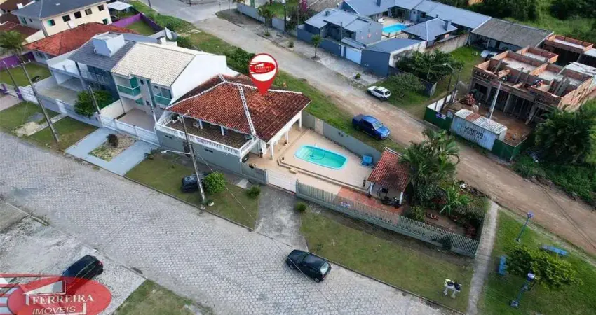 Casa com 4 quartos à venda na Avenida Vinte e Nove de Abril, Brejatuba, Guaratuba