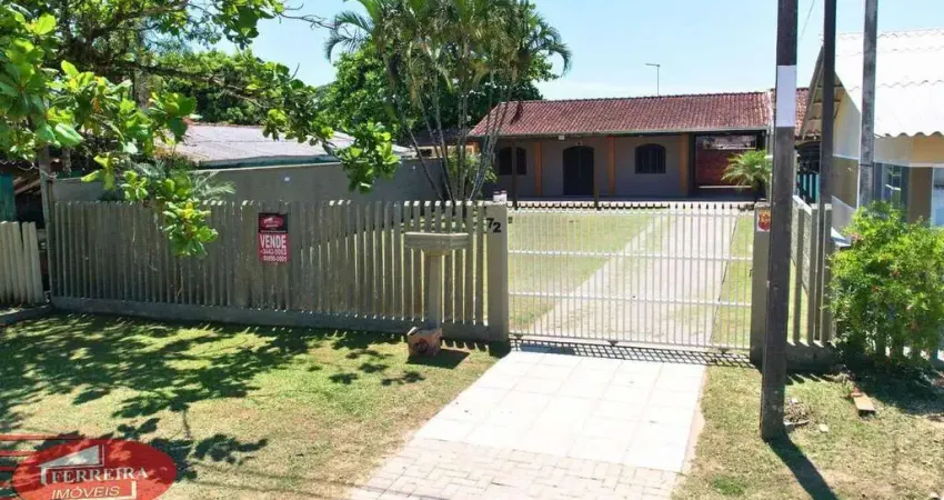 Casa com 2 quartos à venda na Rua La Paz, 72, Nereidas, Guaratuba