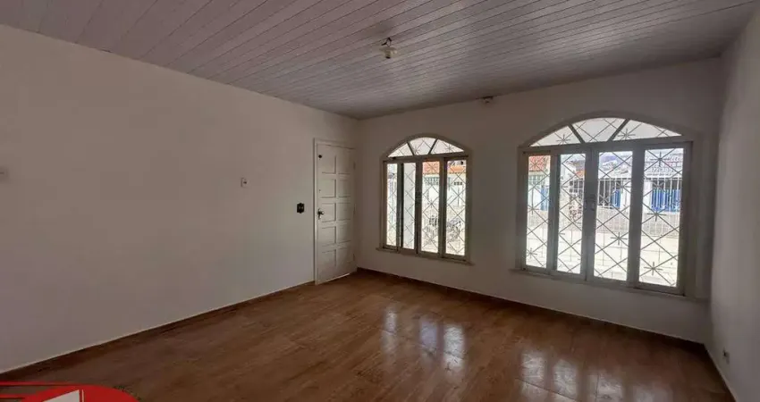 Casa com 3 quartos para alugar na Avenida Vinte e Nove de Abril, 555, Centro, Guaratuba