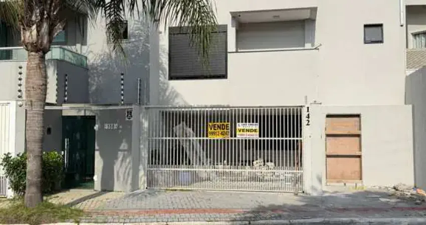 Casa com 3 quartos à venda na Rua Evaristo da Veiga, 142, Praia dos Amores, Balneário Camboriú