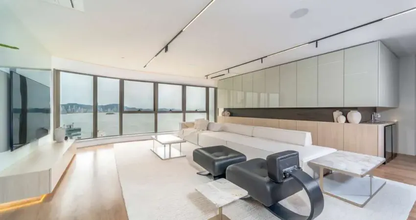 YACHTHOUSE - APARTAMENTO DECORADO COM VISTA MAR TOTAL EM BALNEÁRIO CAMBORIÚ