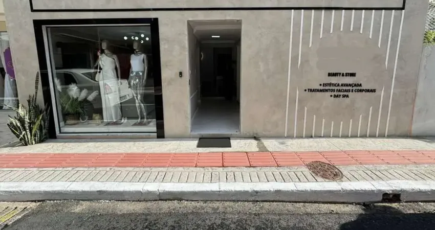 CLÍNICA ESTÉTICA À VENDA EM BALNEÁRIO CAMBORIÚ E  LOJA DE ROUPAS