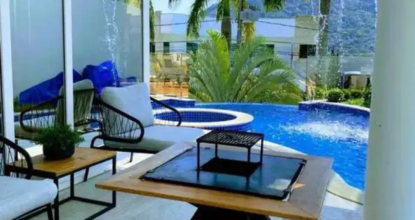 CONDOMÍNIO BELLA VISTA RESIDENCE CLUB - CASA MOBILIADA COM 04 SUÍTES EM BALNEÁRIO CAMBORIÚ