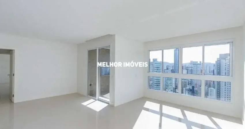 Hamptons Village - Apartamento Alto Padrão, 2ª Quadra Mar com 03 Suítes