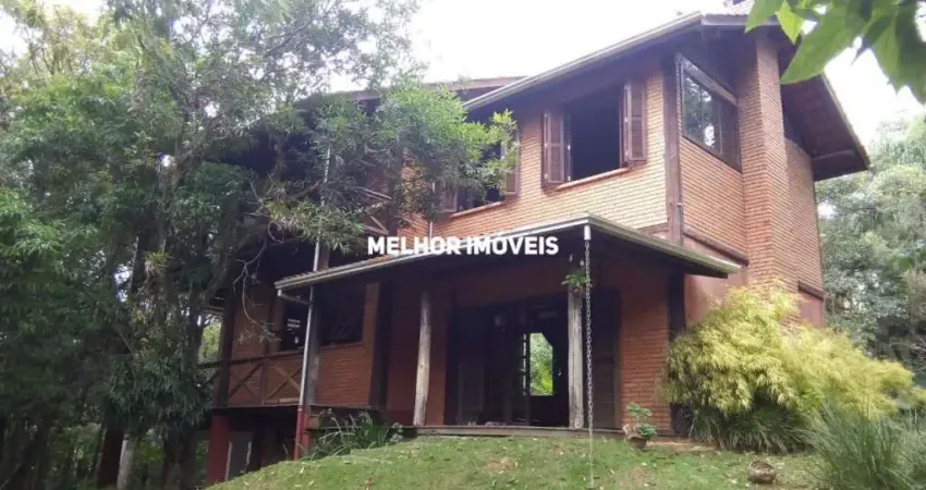 Casa á venda na Praia do Estaleiro em Balneário Camboriú