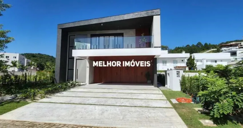 Horizontal Praia Brava - Casa Nova em condomínio fechado à venda com 5 suítes, 6 vagas de garagem localizada na Praia Brava .