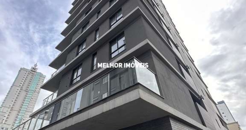 Empire - Apartamento novo á venda com 3 suítes, 3 vagas localizado no bairro Pioneiros em Balneário Camboriú