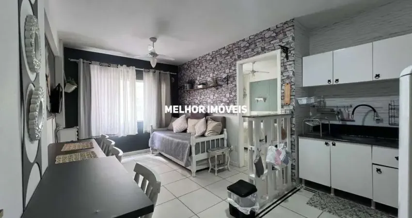 Mariano Moreno - Apartamento Mobiliado com 01 dormitório à Venda na Quadra Mar em Balneário Camboriú - SC