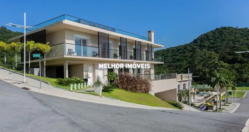 Casa alto padrão com 05 suítes a venda no bairro da barra em balneário camboriú