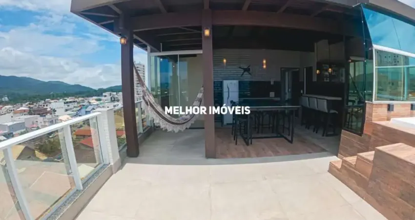 Zeus - Cobertura triplex  á venda mobiliada, decorado e equipado com 3 suítes localizada no Bairro Perequê de Porto Belo
