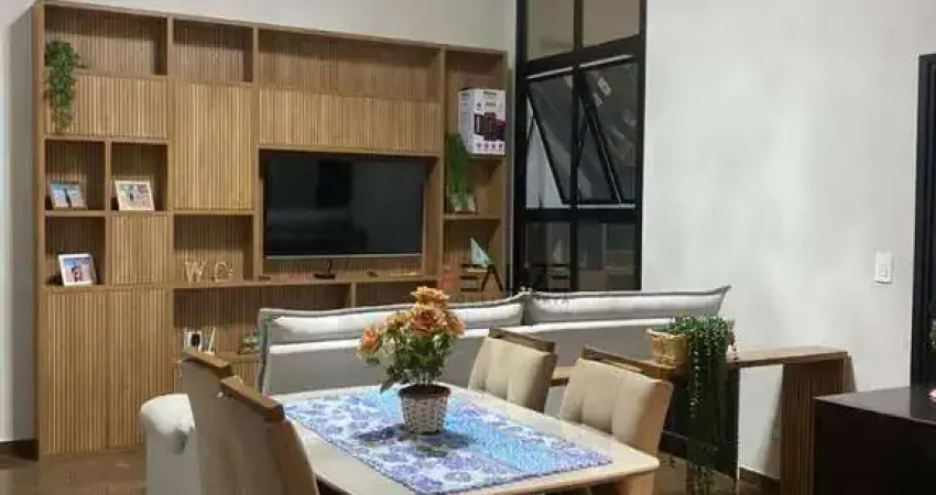 Casa com moveis planejados e 3 dormitórios à venda, 110 m² por R$ 695.000 - Jardim dos Sabiás - Indaiatuba/SP