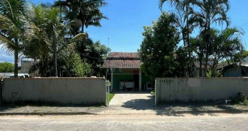 Casa com 3 quartos no Jardim Pérola do Atlântico, 900m do mar