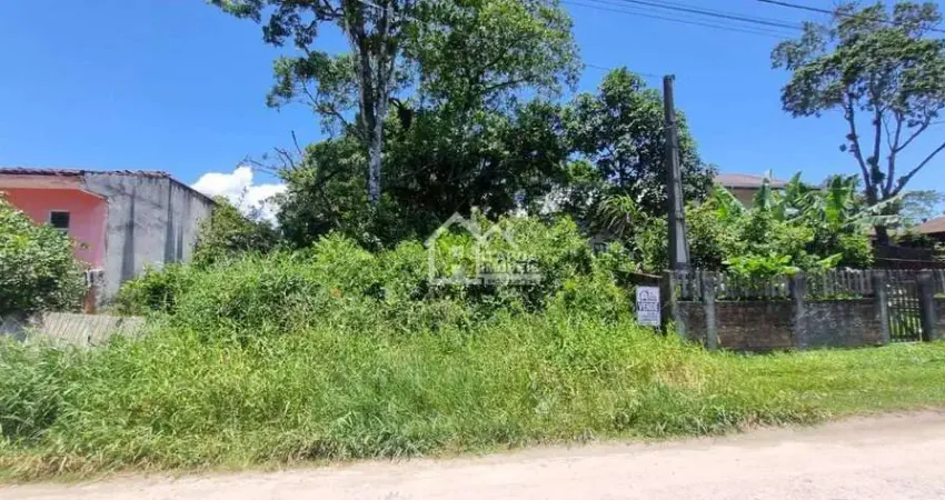 Terreno a 900 metros do mar com 1,50 metros acima no nível da rua