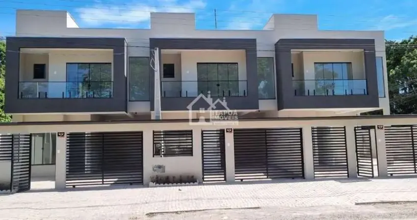 Sobrado apenas 300 metros do mar, localizado balneário princesa do mar  em itapoá/sc.