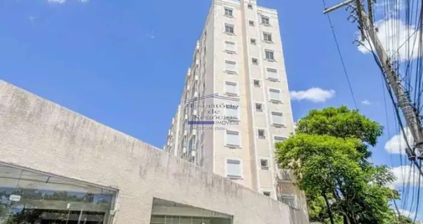 Apartamento à venda em Porto Alegre-RS, bairro Cavalhada. 3 quartos, 1 suíte, 1 sala, 2 banheiros, 1 vaga coberta.