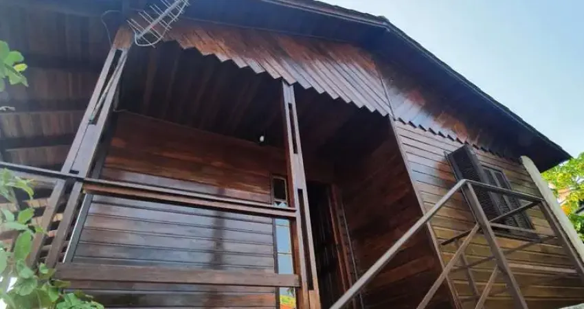 Imóvel espaçoso na vila nova: casa de 3 quartos com 2 salas e 2 vagas de garagem em porto alegre-rs