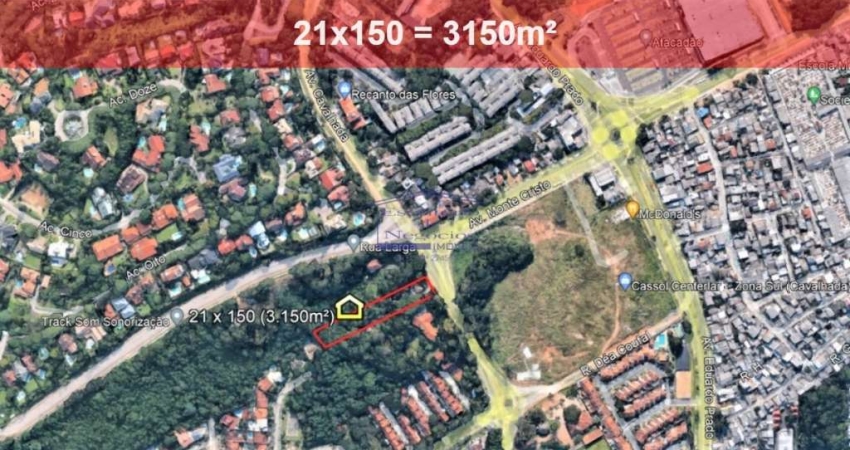 Ótimo terreno para condomínio residencial em movimentada avenida com fácil acesso.