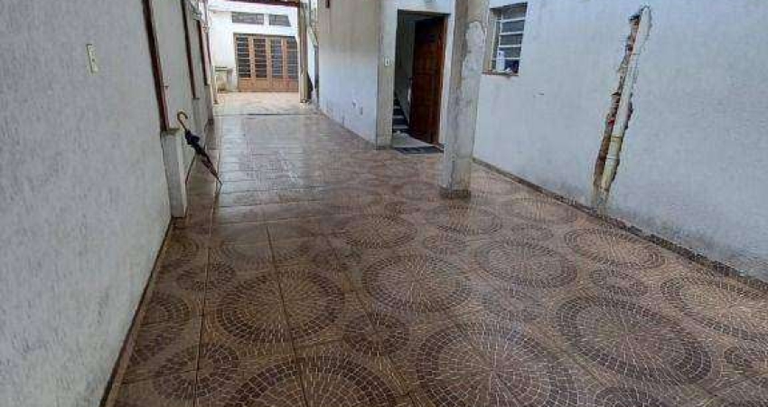 Sobrado com 3 dormitórios para alugar, 320 m² por R$ 5.700,00/mês - São João Clímaco - São Paulo/SP