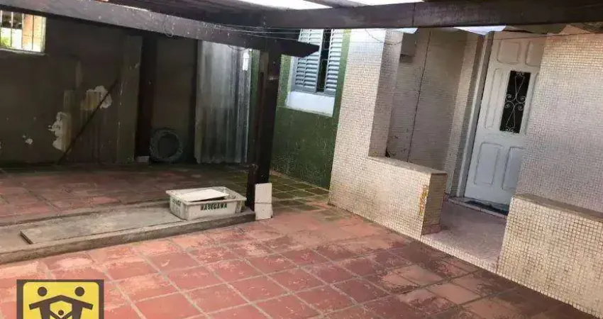 Casa térrea com 3 dormitórios à venda, 180 m² por R$ 450.000 - Vila Santo Estéfano - São Paulo/SP
