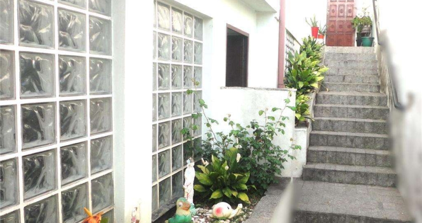 Sobrado com 4 dormitórios à venda, 221 m² por R$ 950.000,00 - Interlagos - São Paulo/SP